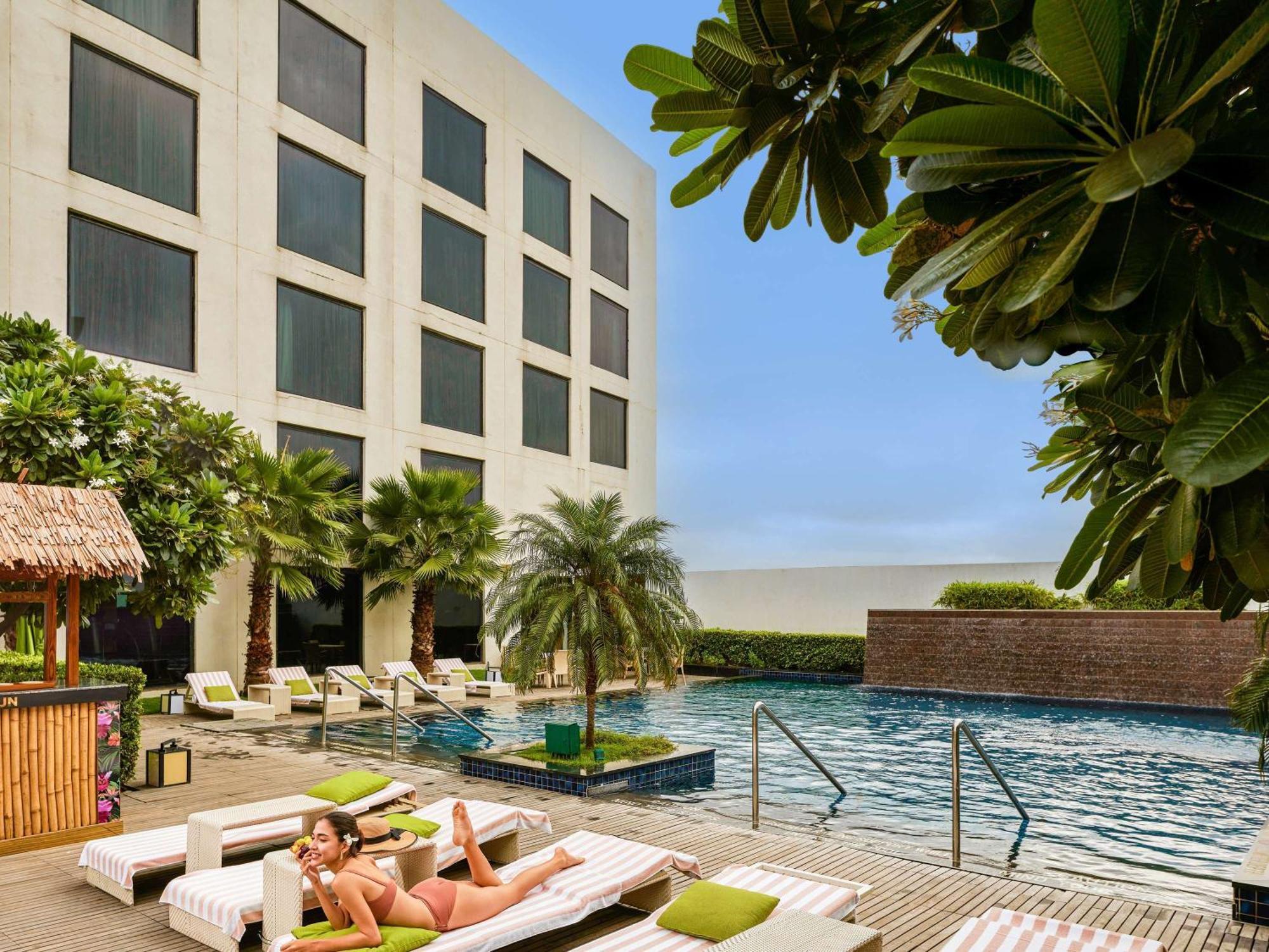 Pullman New Delhi Aerocity Eksteriør billede The Park, New Delhi