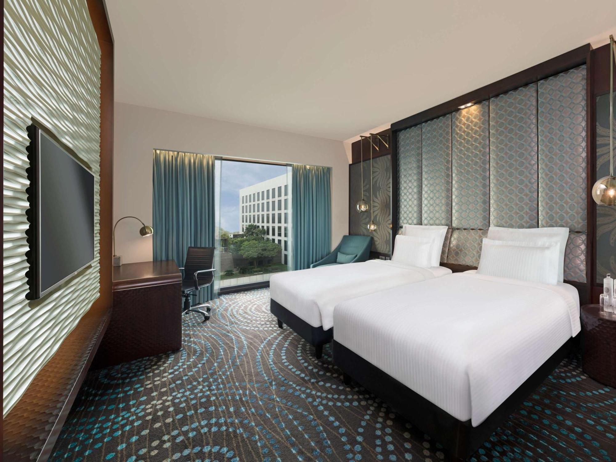 Pullman New Delhi Aerocity Eksteriør billede Deluxe Room