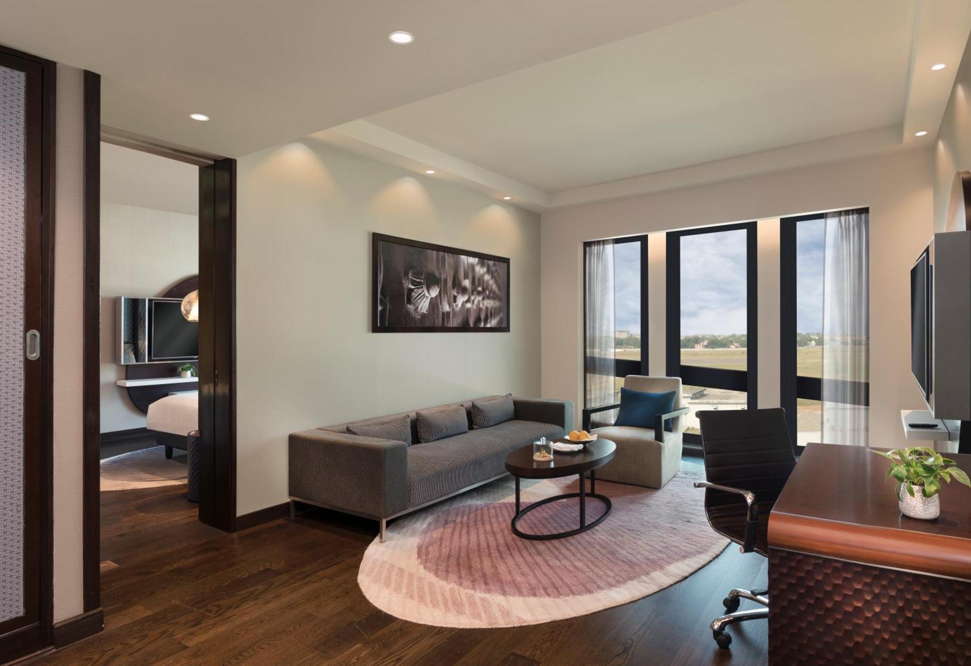 Pullman New Delhi Aerocity Eksteriør billede Suite